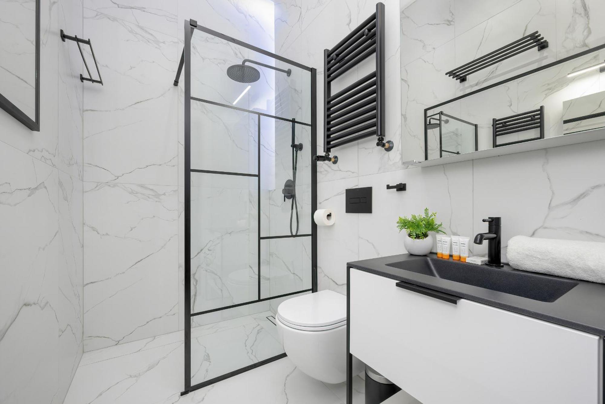 Exclusive Grey And Red Apartment In Warsaw Center By Noclegi Renters المظهر الخارجي الصورة