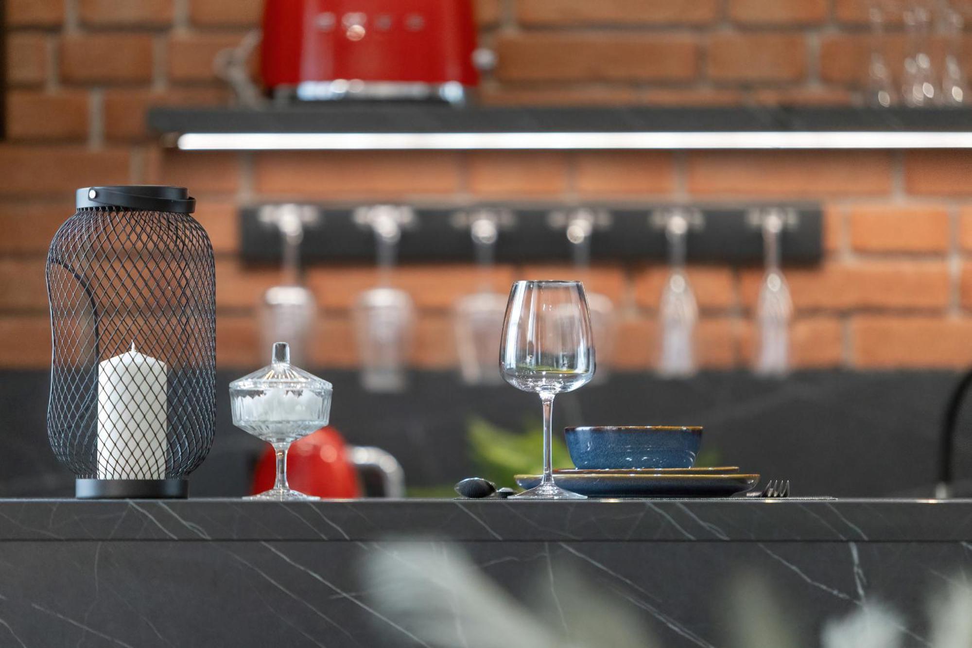 Exclusive Grey And Red Apartment In Warsaw Center By Noclegi Renters المظهر الخارجي الصورة