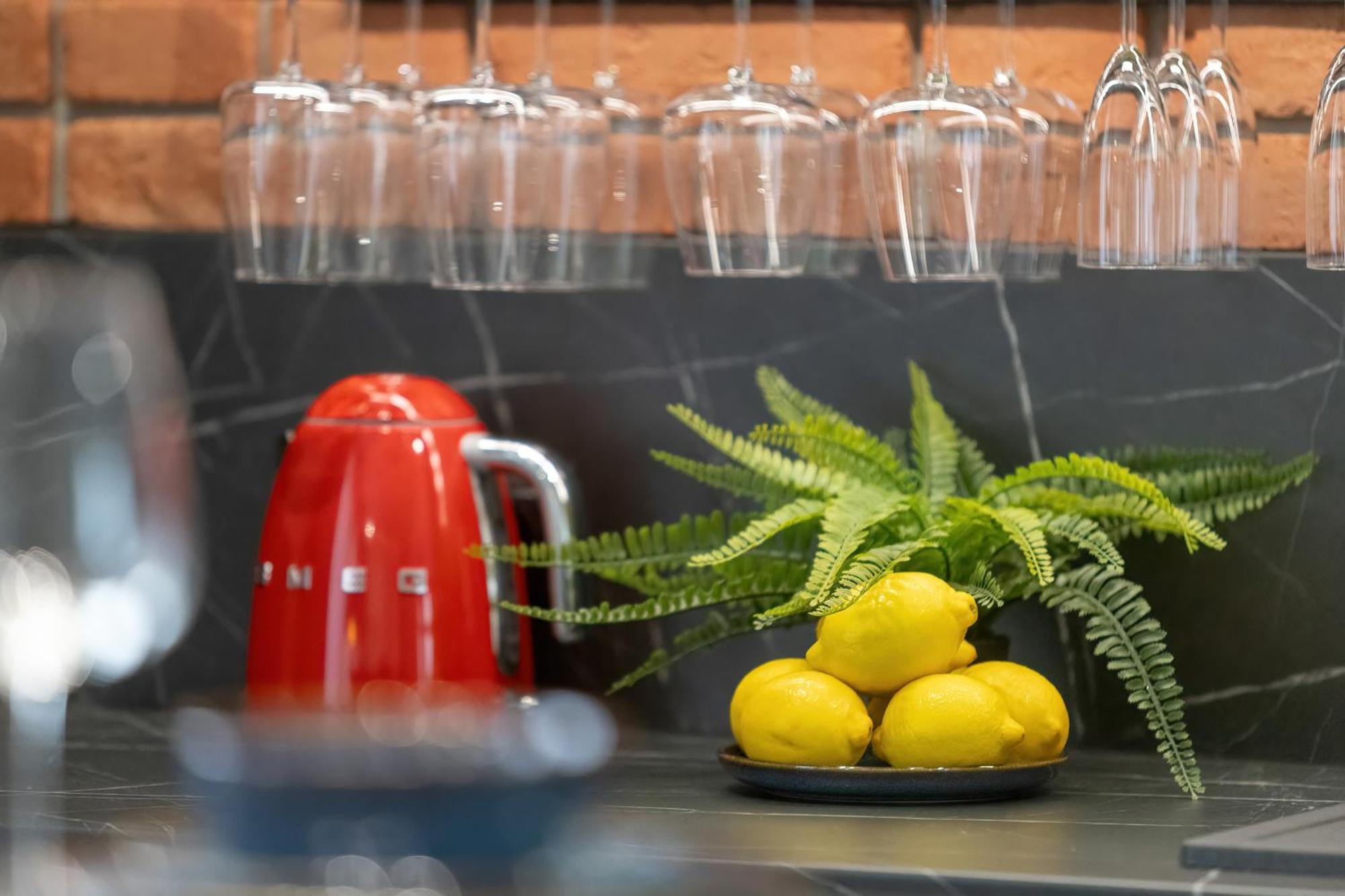 Exclusive Grey And Red Apartment In Warsaw Center By Noclegi Renters المظهر الخارجي الصورة